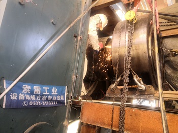 180-120辊压机轴承位磨损在线修复