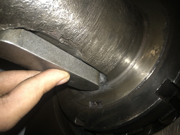 【技术分享】模切机轴磨损后如何免拆卸进行维修